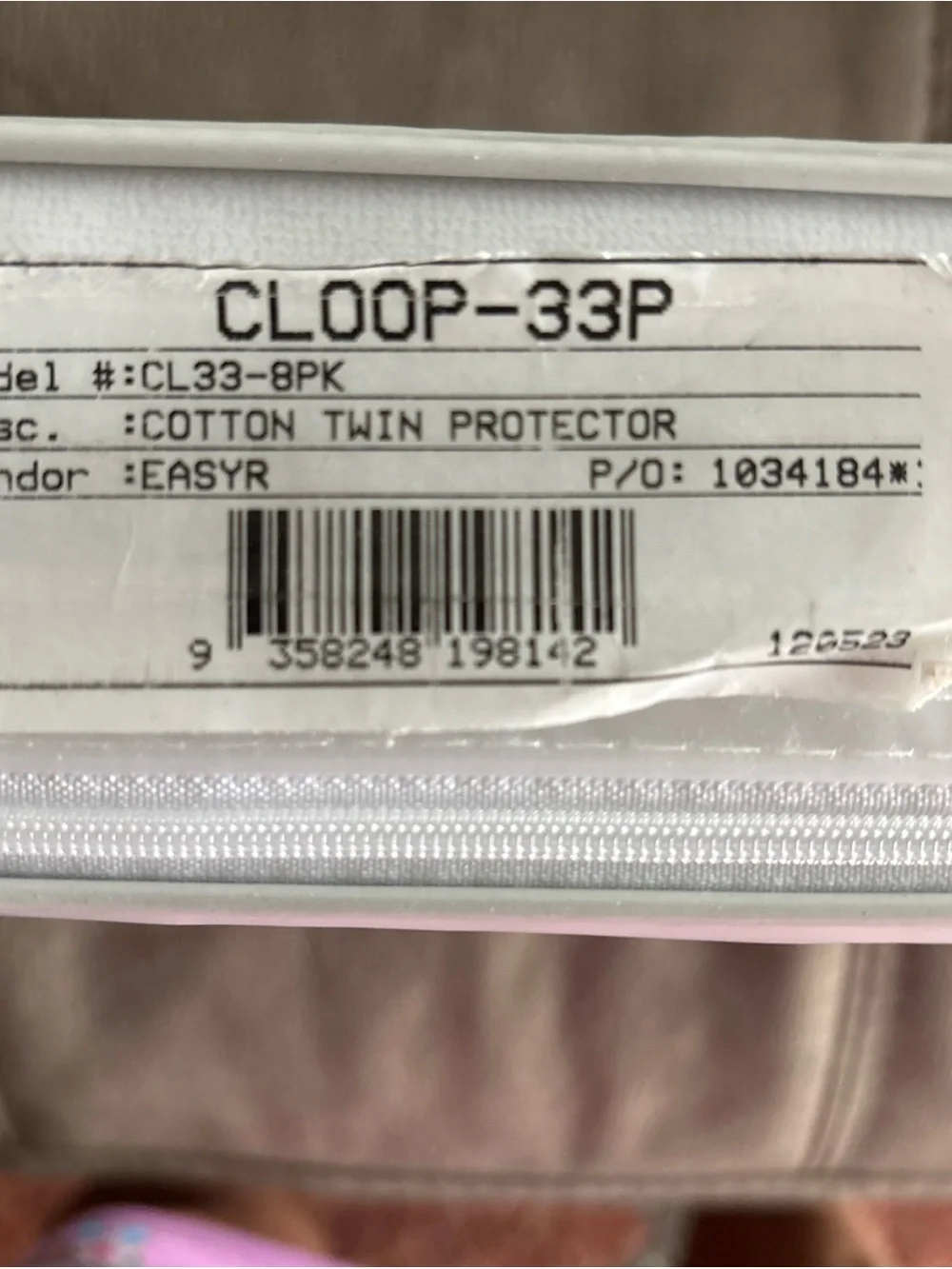NWT Cotton Loop Terry Loop Twin Mattress Protector - White